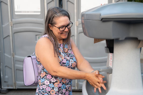Best Porta potty delivery and setup  in Canfield, OH